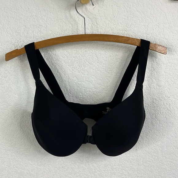 SPANXsmooth™ Bra-llelujah!® Lightly Lined Wireless Bra - Picture 2 of 8